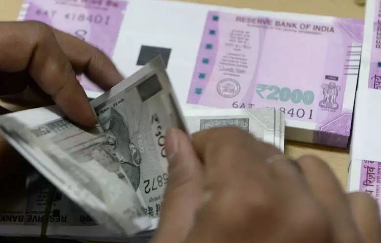 DA hike news: Centre likely to raise dearness allowance from THIS date